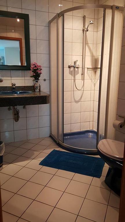 Pension Zum Ross Karon Exterior foto